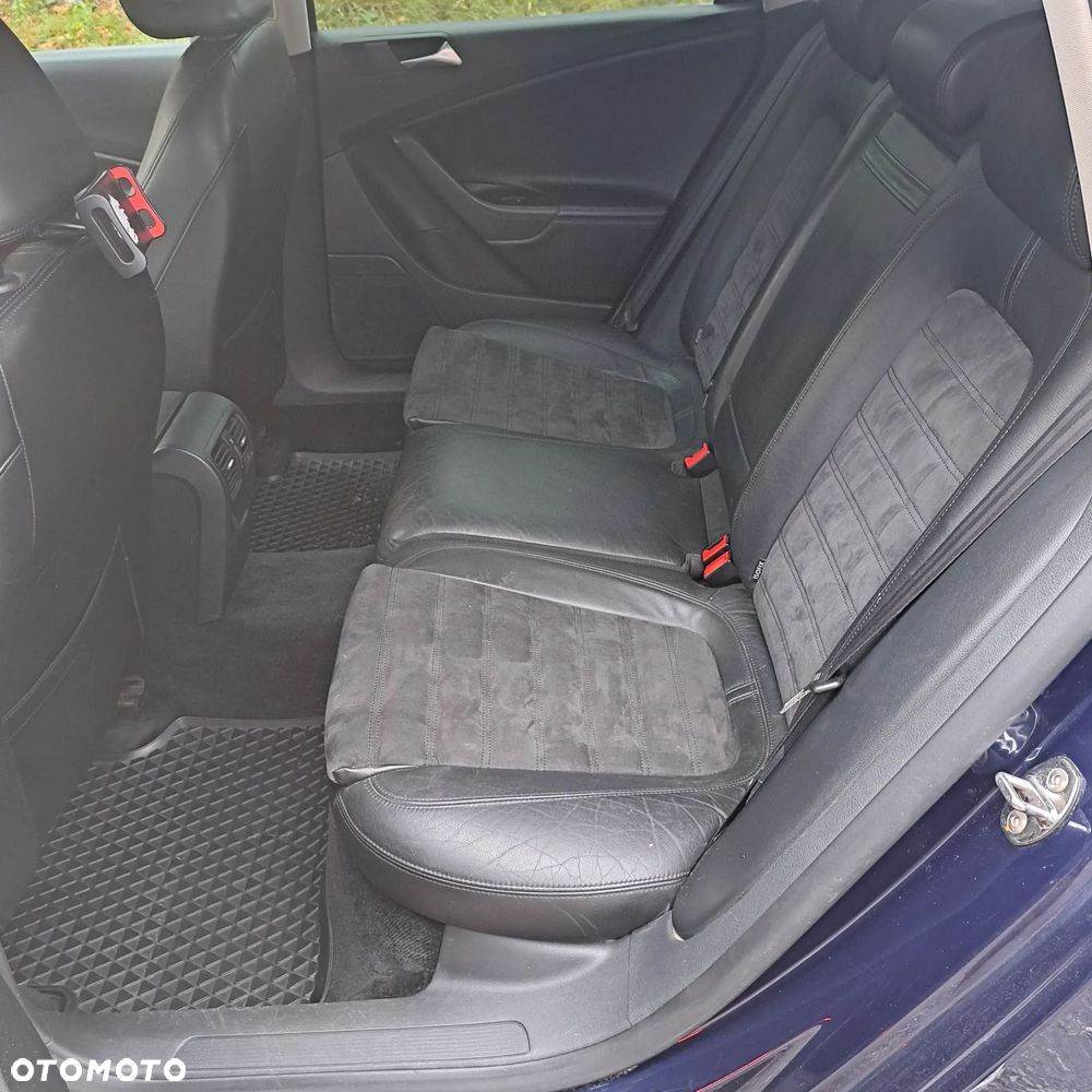 Volkswagen Passat Variant 2.0 TDI 4Motion Highline - 10