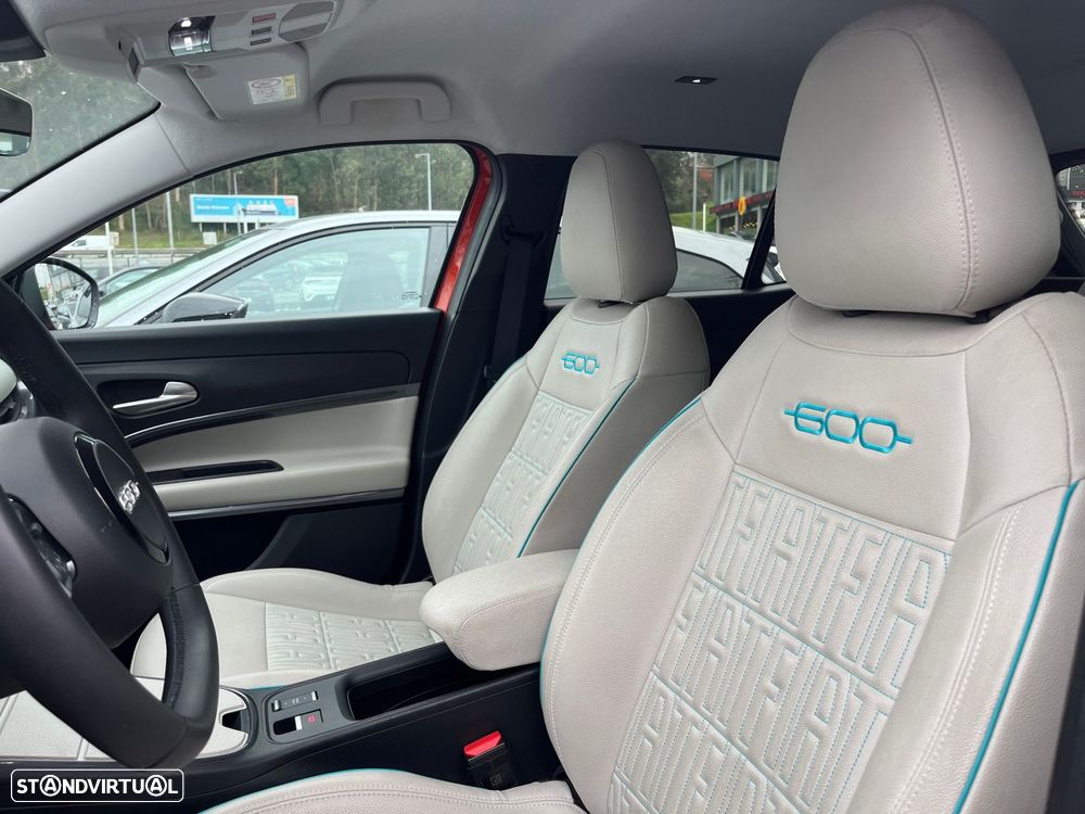 Fiat 600e 54 kWh La Prima - 9
