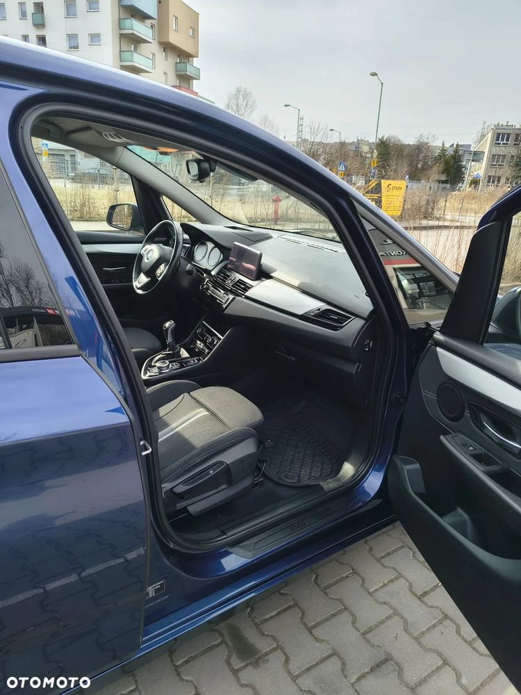 BMW Seria 2 216i - 9