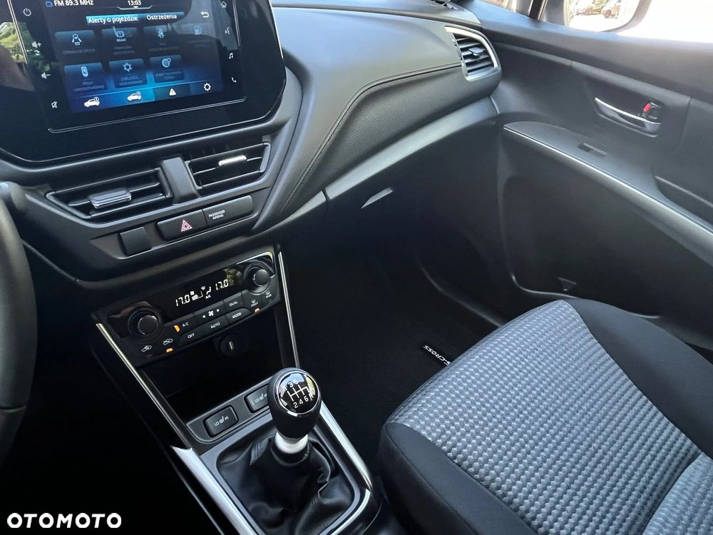 Suzuki S-Cross - 16