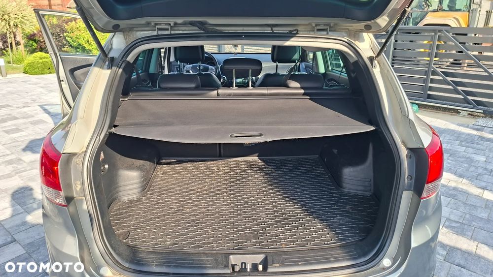 Hyundai ix35 2.0 2WD Automatik Style - 14