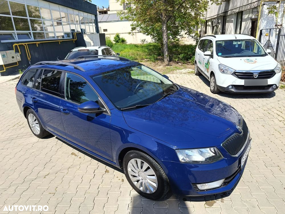 Skoda Octavia Combi 2.0 TDI Clever - 2
