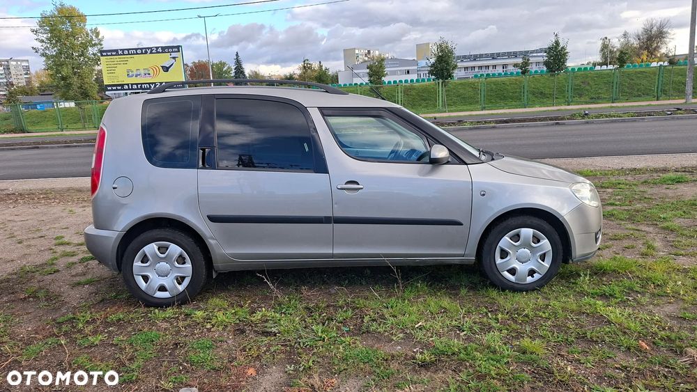 Skoda Roomster 2008 photo 4