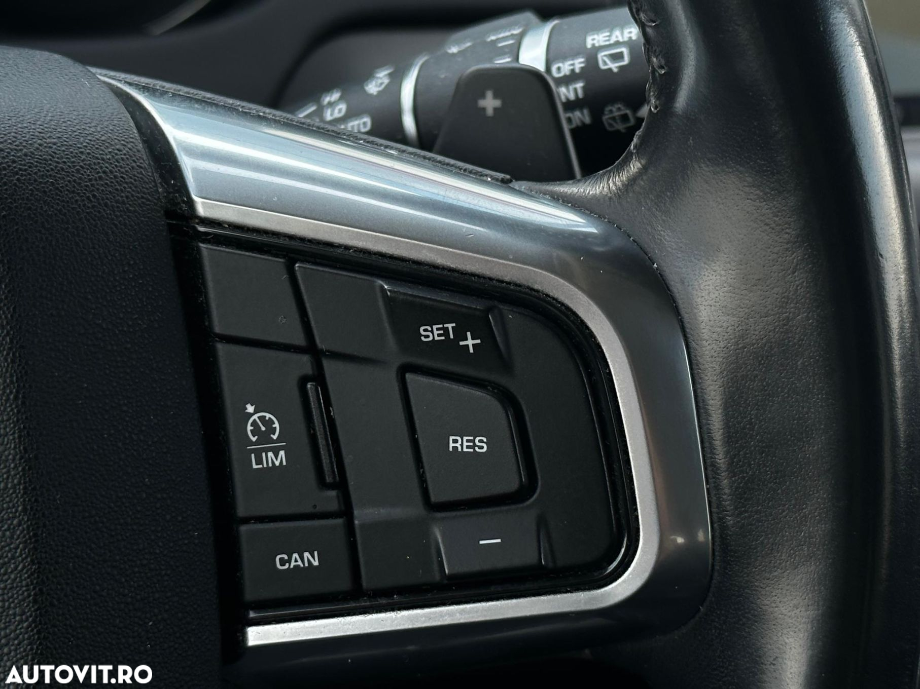Land Rover Discovery Sport - 21