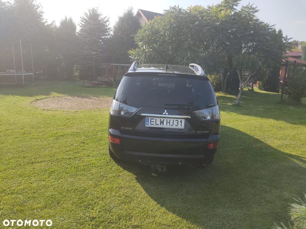Mitsubishi Outlander - 6