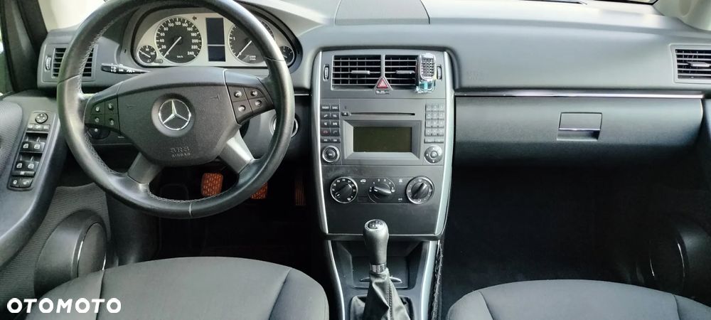 Mercedes-Benz Klasa B 200 CDI - 8