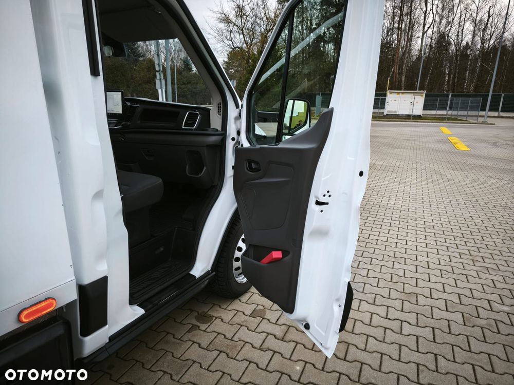 Ford Transit bliźniak laweta / autopomoc. Najazd 5m - 14