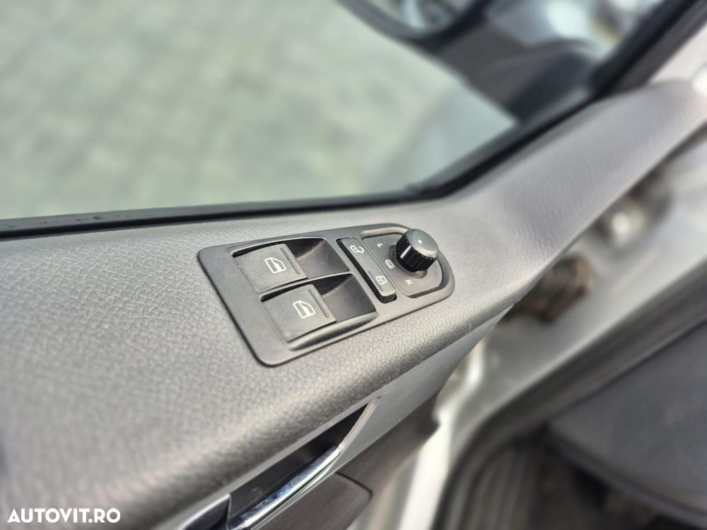 Volkswagen Multivan - 14