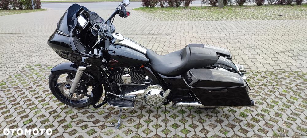 Harley-Davidson Touring Road Glide - 8