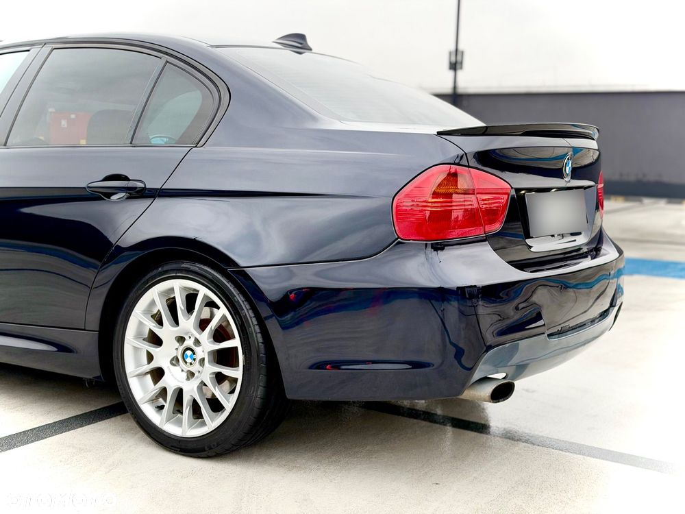 BMW Seria 3 320d - 35