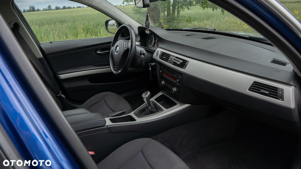 BMW Seria 3 - 8