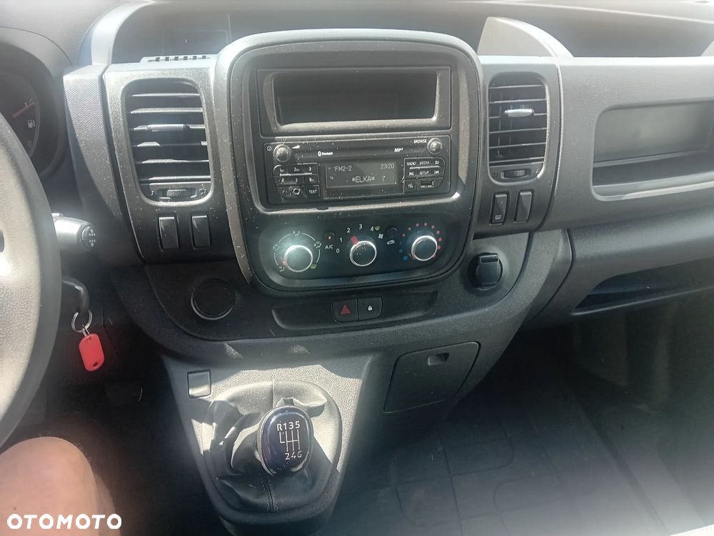 Renault Trafic - 20