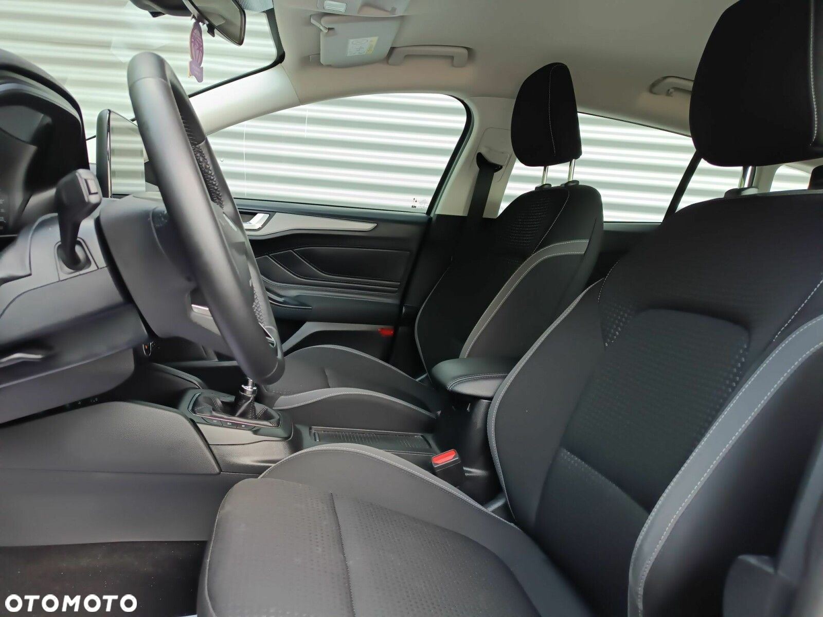 Ford Focus 1.0 EcoBoost Connected - 31