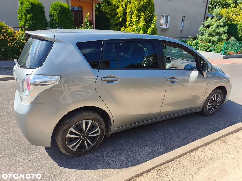 Toyota Verso 1.8 Prestige EU5 MS - 8