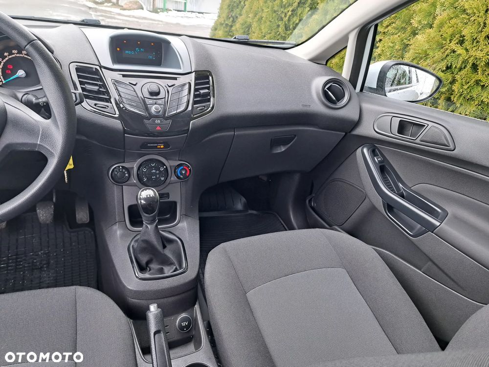 Ford Fiesta 1.25 Champions Edition - 11