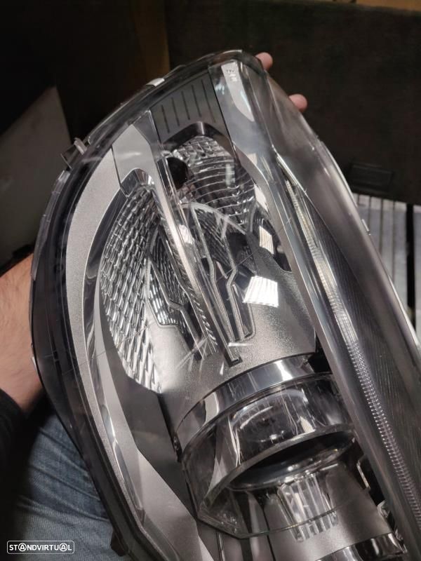 Farol Frente Direito / Otica Direita Bmw 2 Active Tourer (F45)  A8 747 - 5