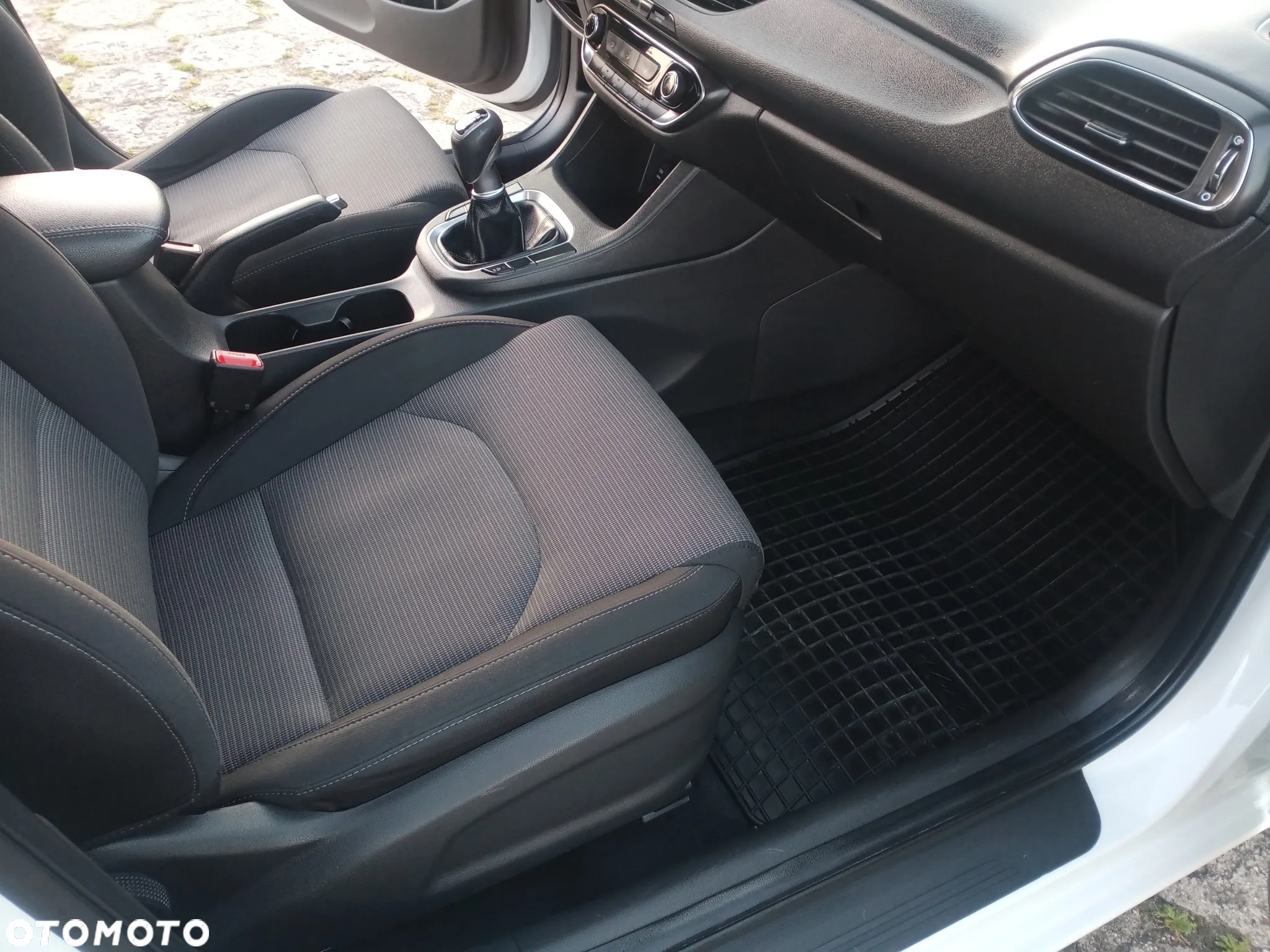 Hyundai i30 1.4 Comfort - 31