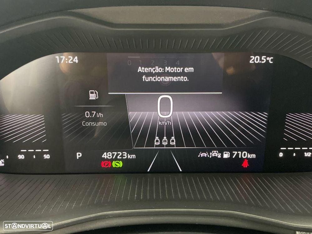 Skoda Scala 1.0 TSI DSG — fotografia 9