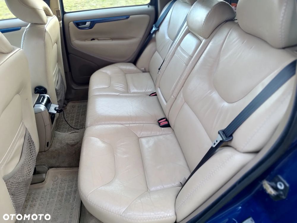 Volvo XC 70 2.4D5 AWD Ocean Race - 10