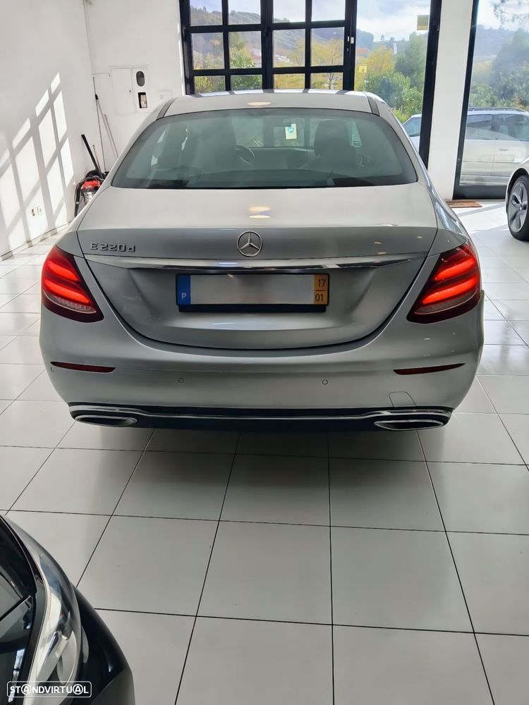 Mercedes-Benz E 220 - 3