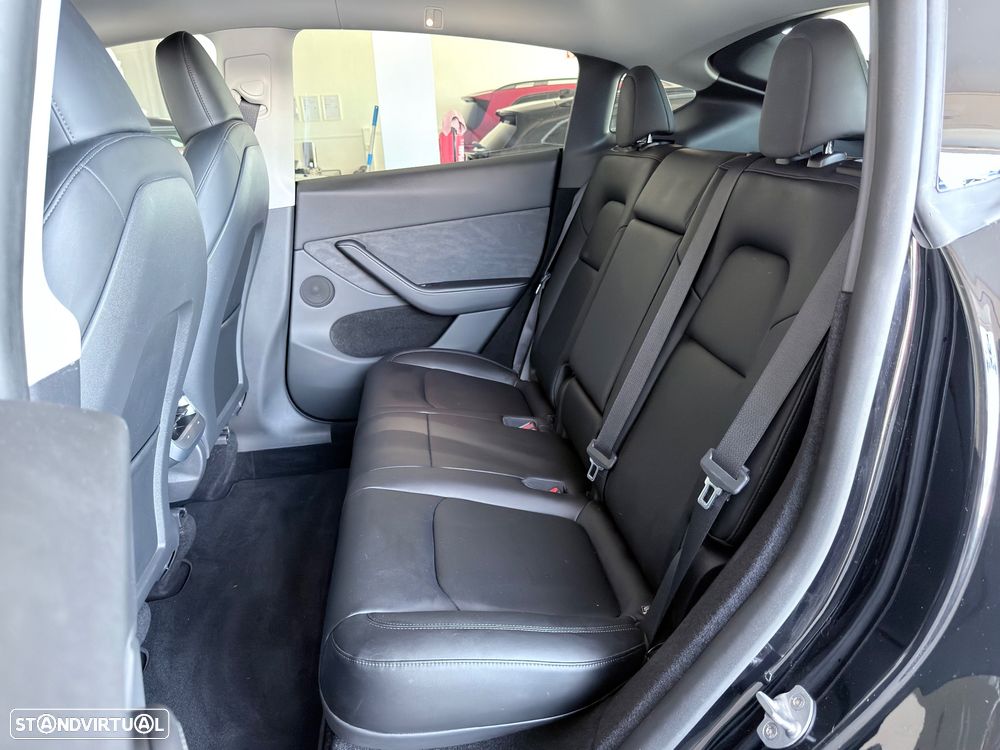 Tesla Model Y Long Range Tração Traseira - 19