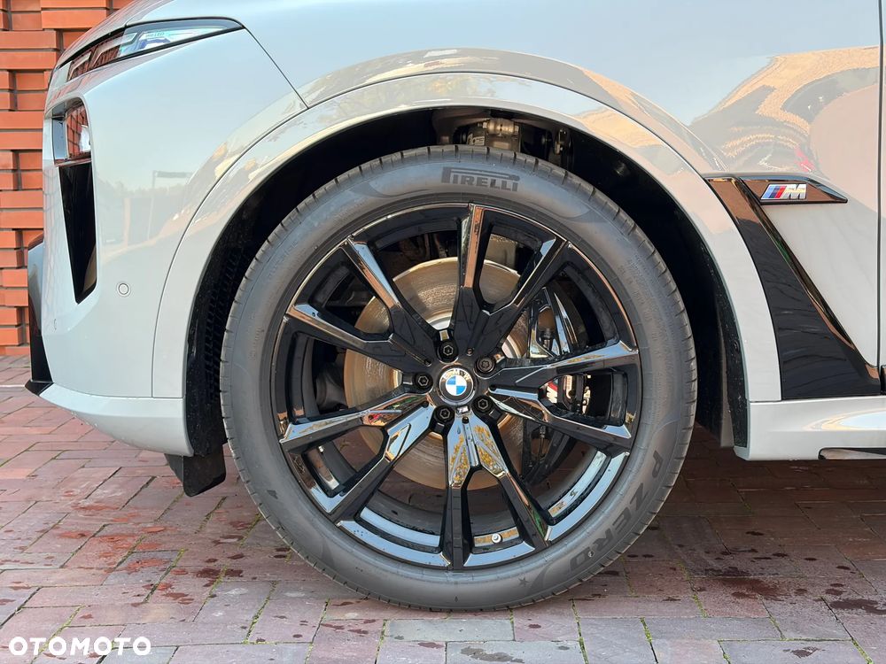 BMW X7 M60i xDrive mHEV sport - 13