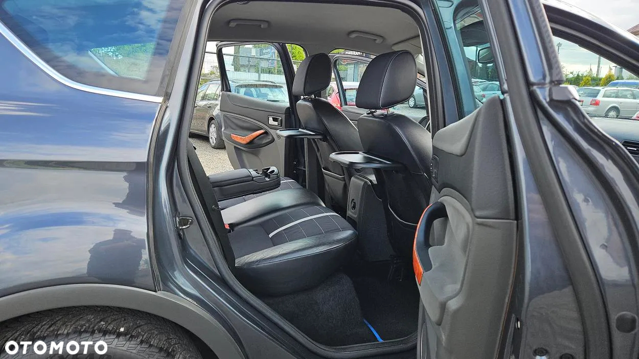 Ford Kuga 2.0 TDCi 4x4 Titanium - 33