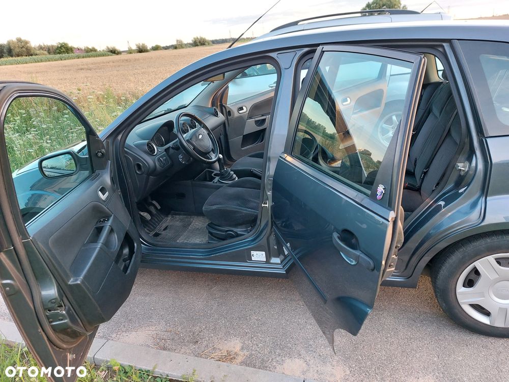 Ford Fiesta 1.4 Ghia - 4