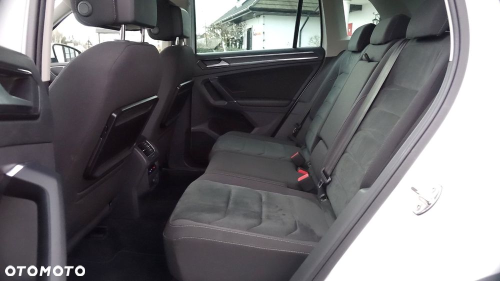 Volkswagen Tiguan - 26