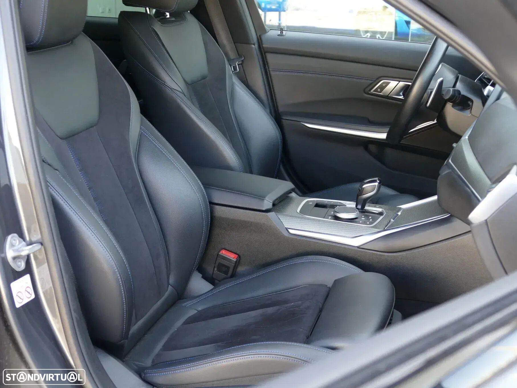 BMW 330 e Touring Pack M Auto - 28