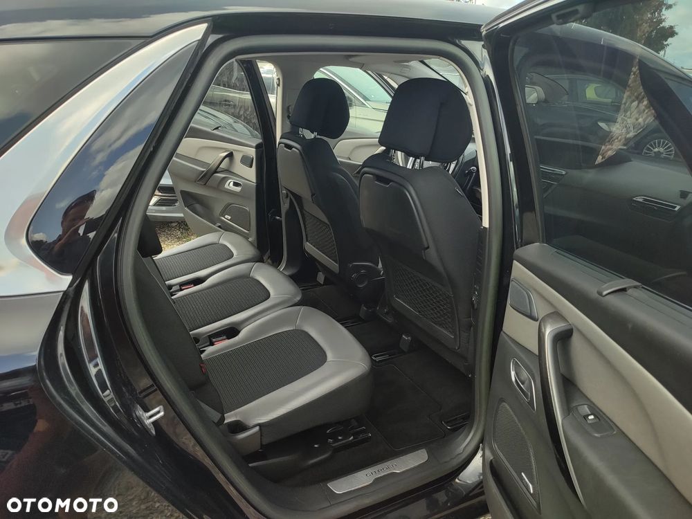 Citroën C4 Picasso BlueHDi 150 Exclusive - 28