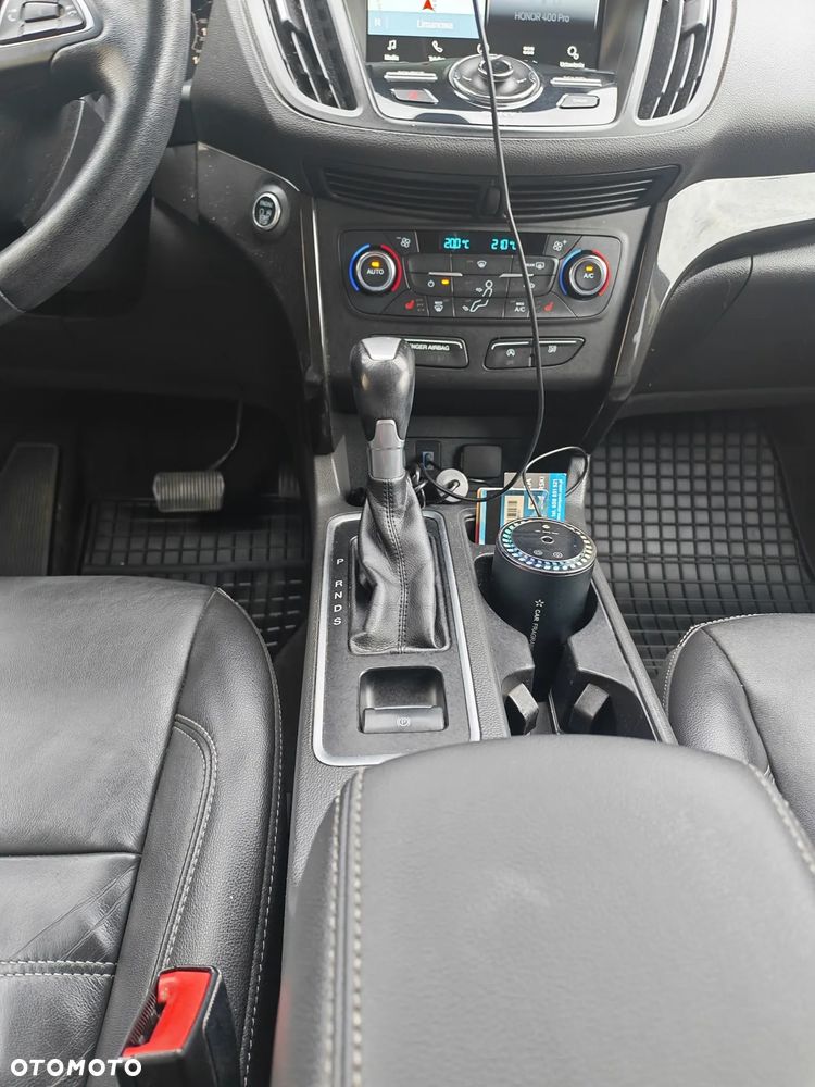 Ford Escape 2.0 EcoBoost AWD Titanium - 14
