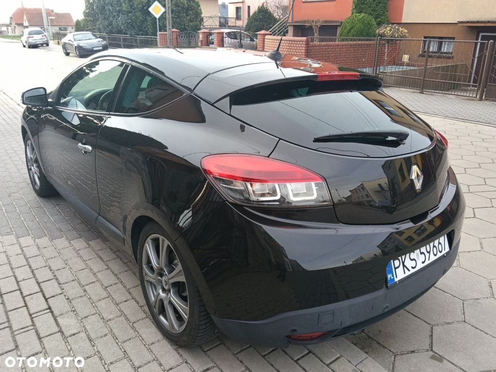 Renault Coupe - 3