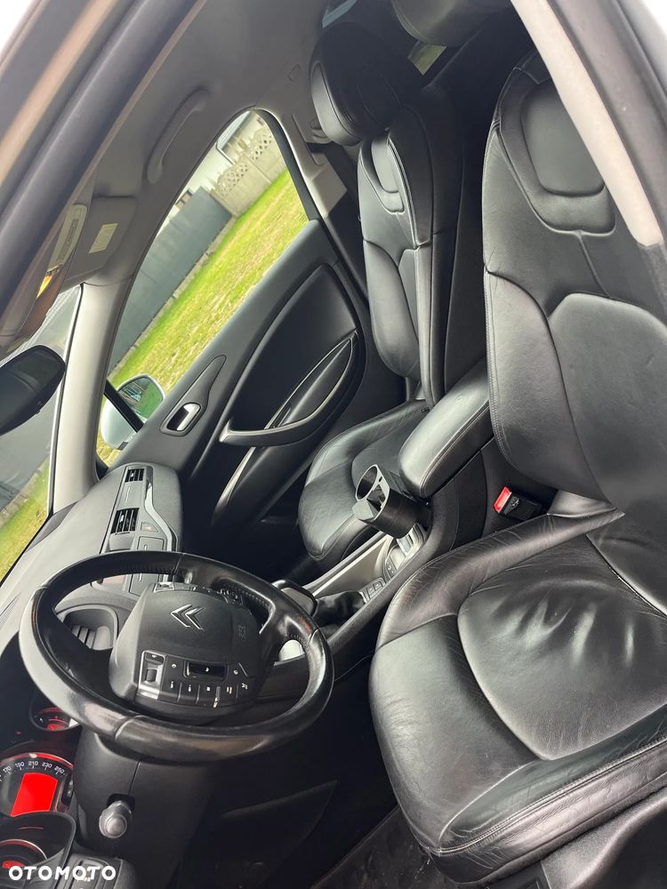 Citroën C5 HDi 135 FAP Business Class - 14