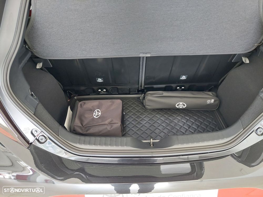 Toyota Aygo X 1.0 Pulse - 10