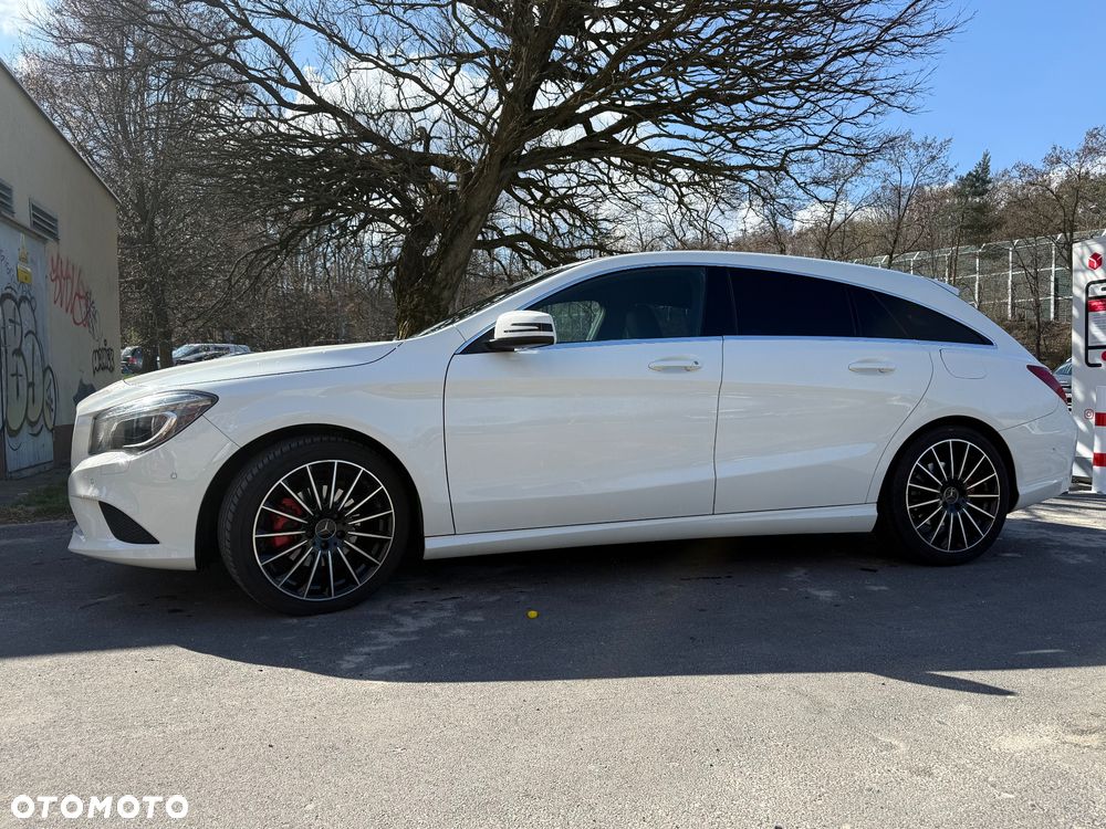 Mercedes-Benz CLA 200 - 33