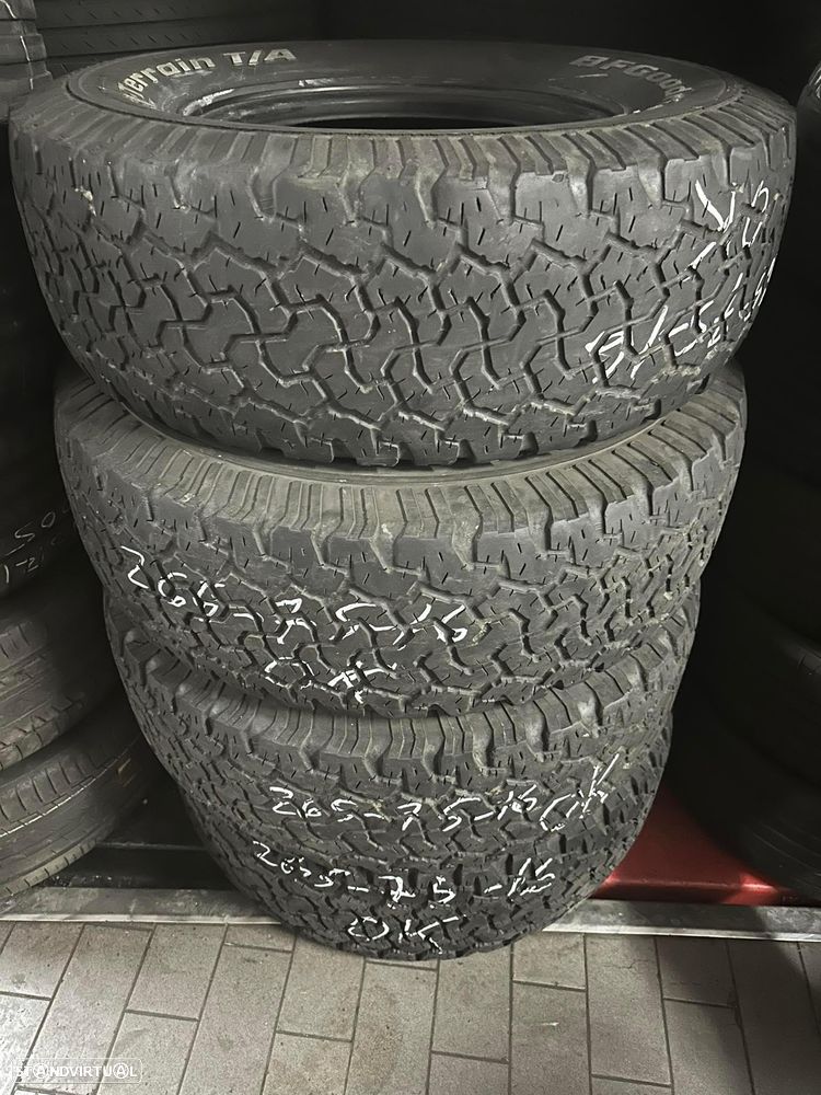 4 Pneus 265/75/16 Bfgoodrich All-Terrain T/A com mais de 50% de piso - 2