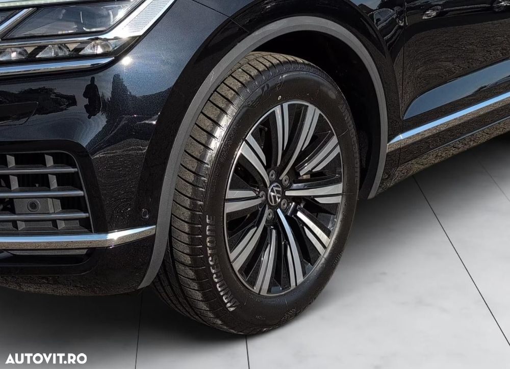 Volkswagen Touareg 3.0 V6 TSI OPF 4Motion Aut. - 9