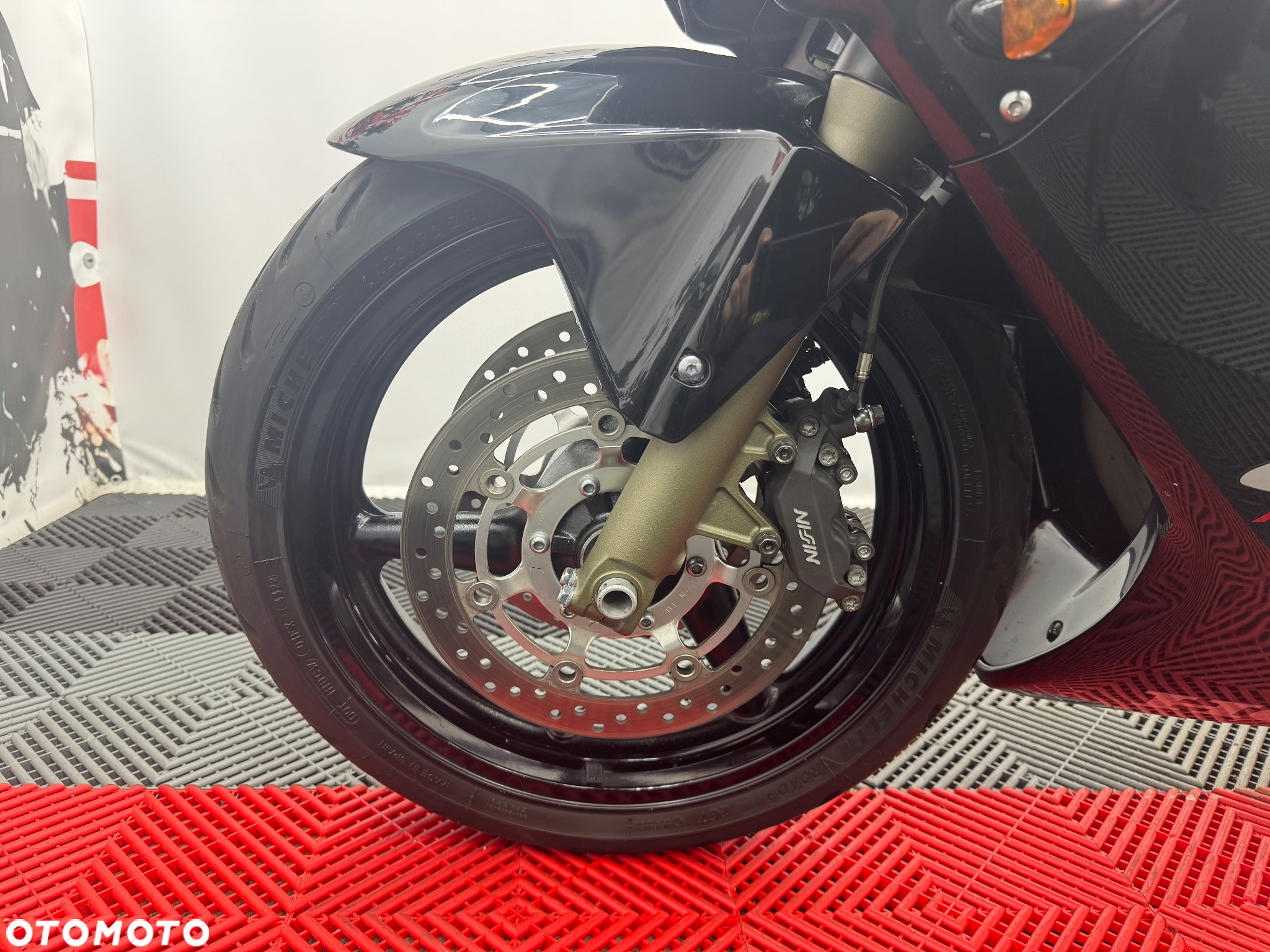 Honda CBR - 8