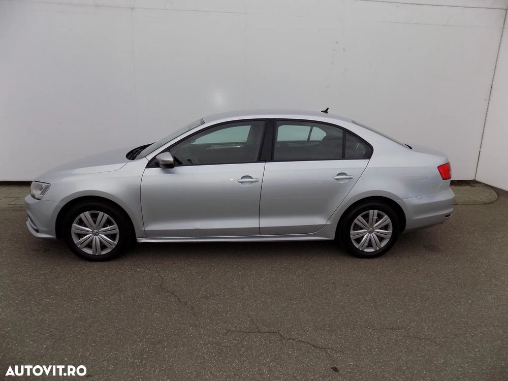 Volkswagen Jetta 2015 photo 2