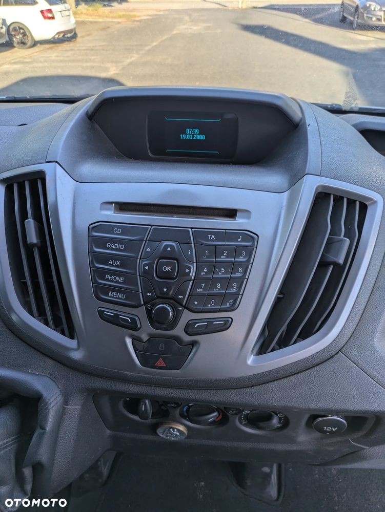 Ford Transit - 22