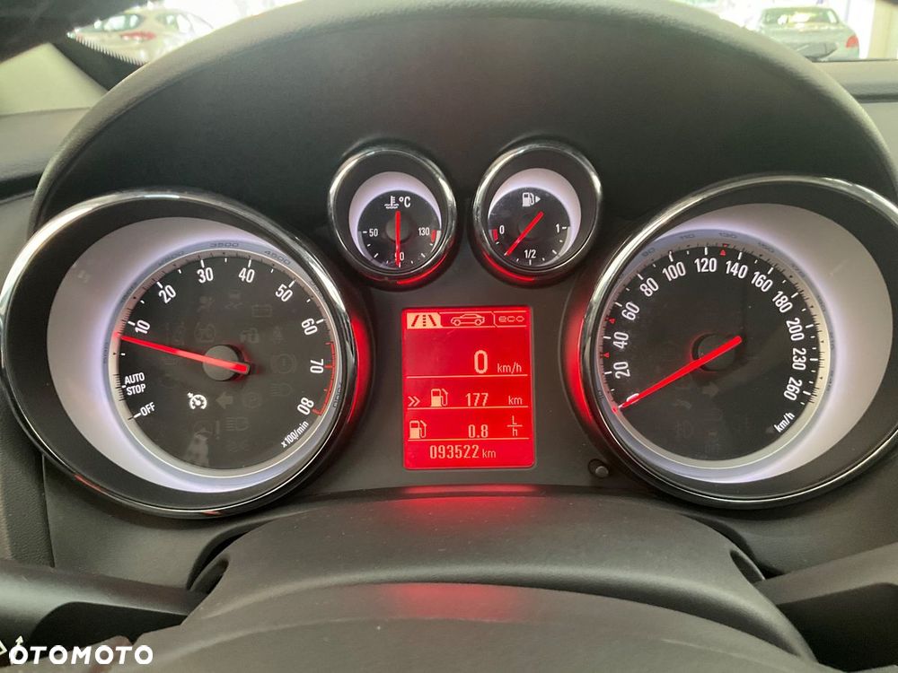 Opel Astra 1.4 Turbo Innovation - 12