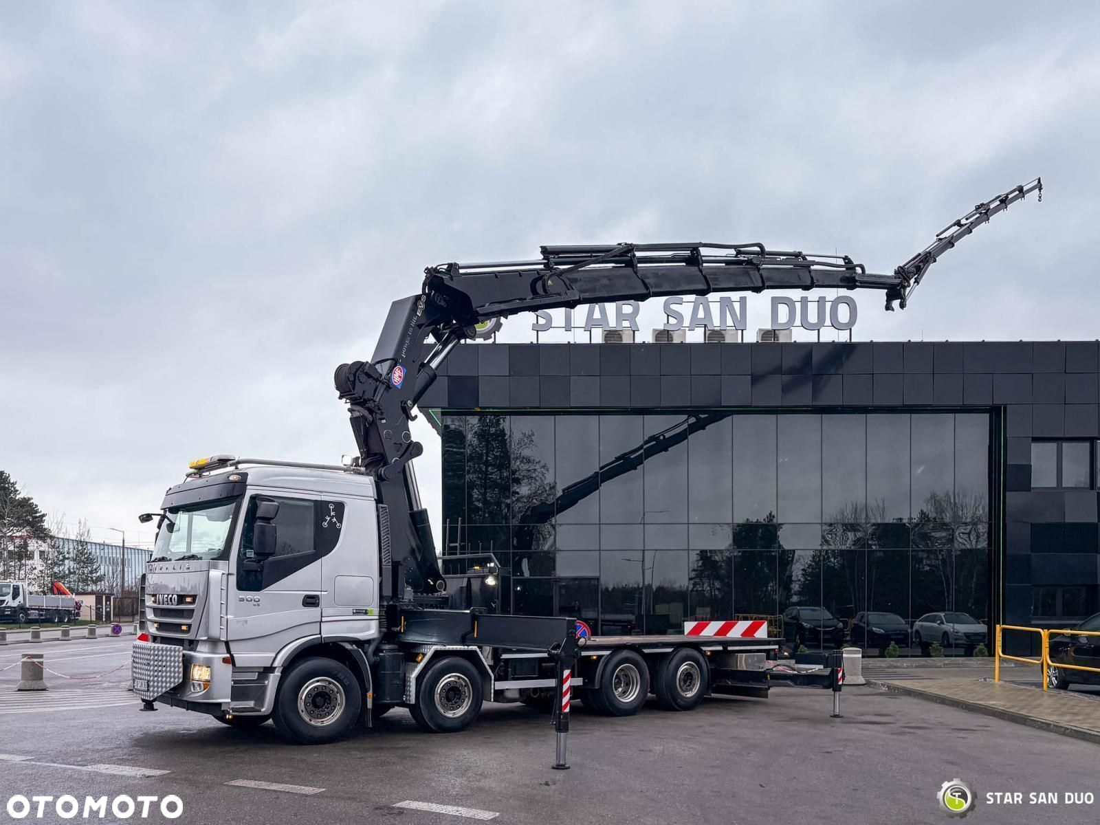 Iveco STRALIS AS320S50Y 8x2 HMF 8520-0K6 FLY JIB HDS Żuraw Wciągarka - 4