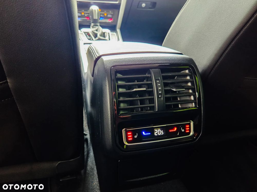 Volkswagen Arteon 2.0 TSI Elegance DSG - 19