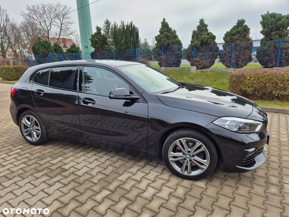 BMW Seria 1 118d Sport Line Shadow - 7