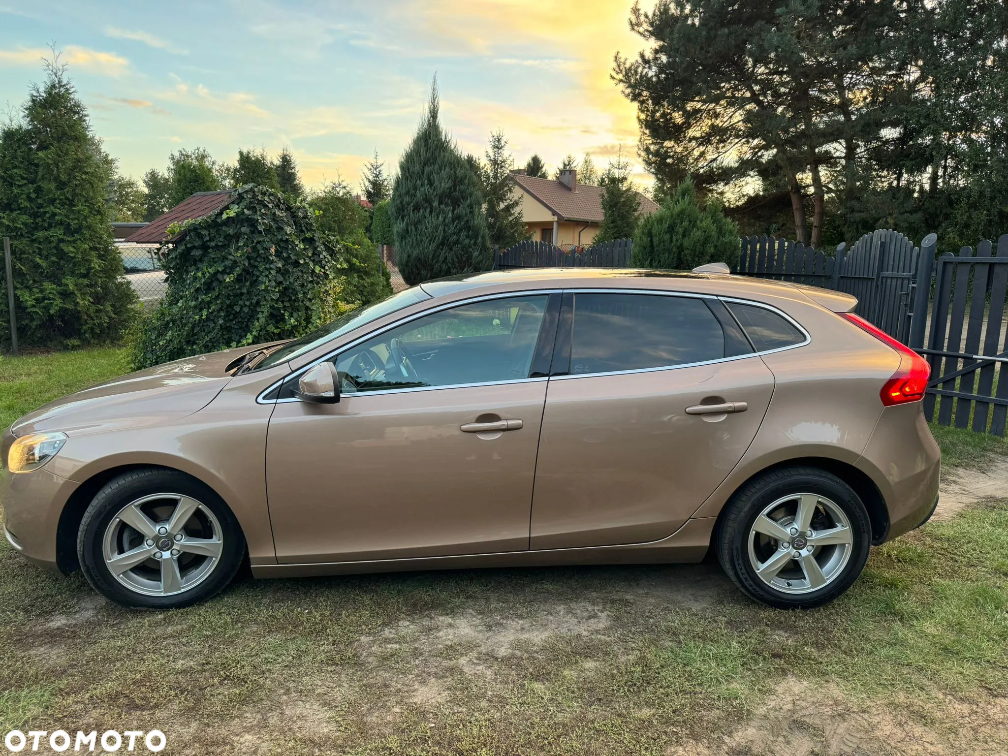 Volvo V40 D2 Drive-E Kinetic - 3