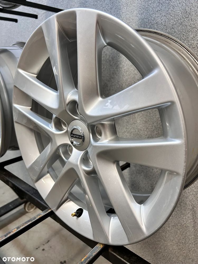 4 FELGI ALU. VOLVO V60 II, S60 II, V40, S40  16'' 7J ET50 NR. FABR. 31414275 - 13