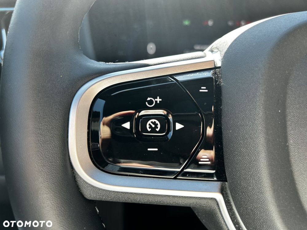 Volvo XC 60 - 18