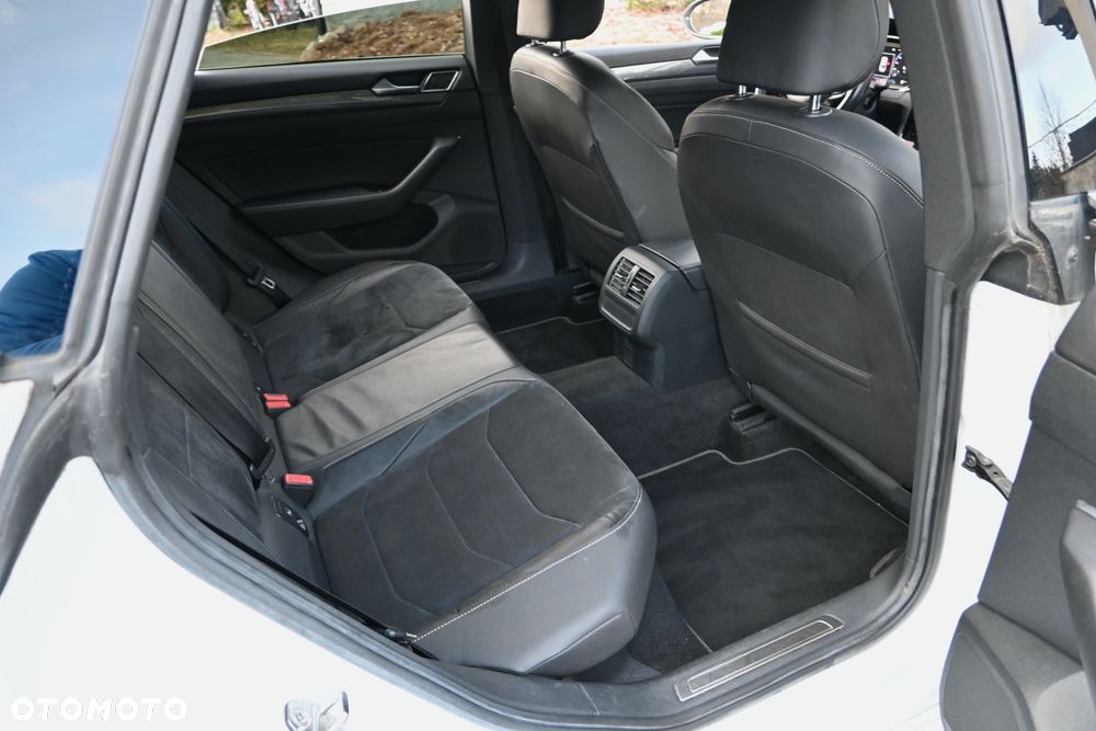 Volkswagen Arteon 2.0 TSI DSG R-Line Edition - 27