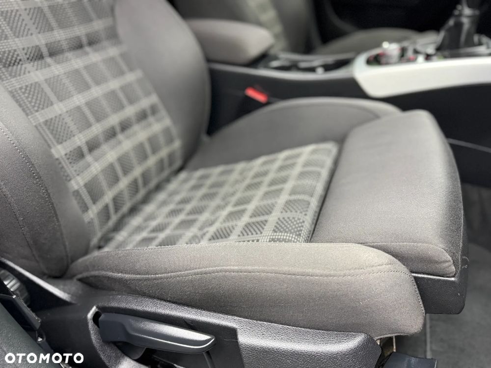Audi A4 Avant 1.8 T - 15